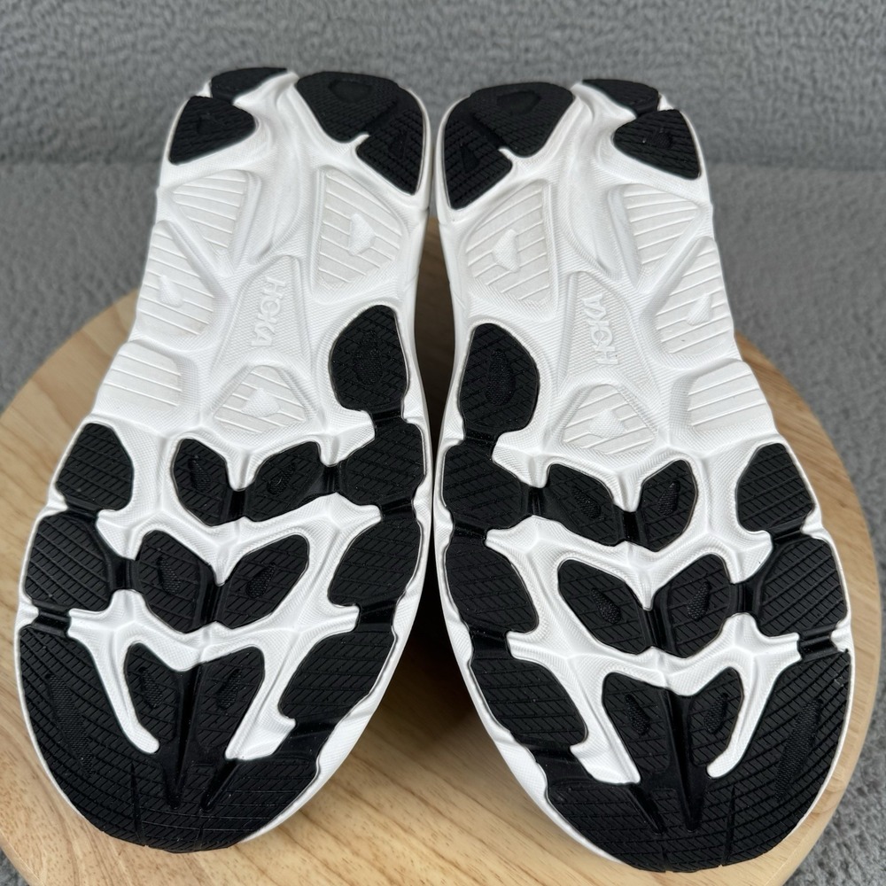 Hoka One One Clifton 10 Mens Size 9 EE Wide Black White Running Shoes Sneakers - Picture 7 of 12